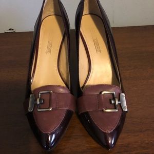 Joan&David size nine buckle heels